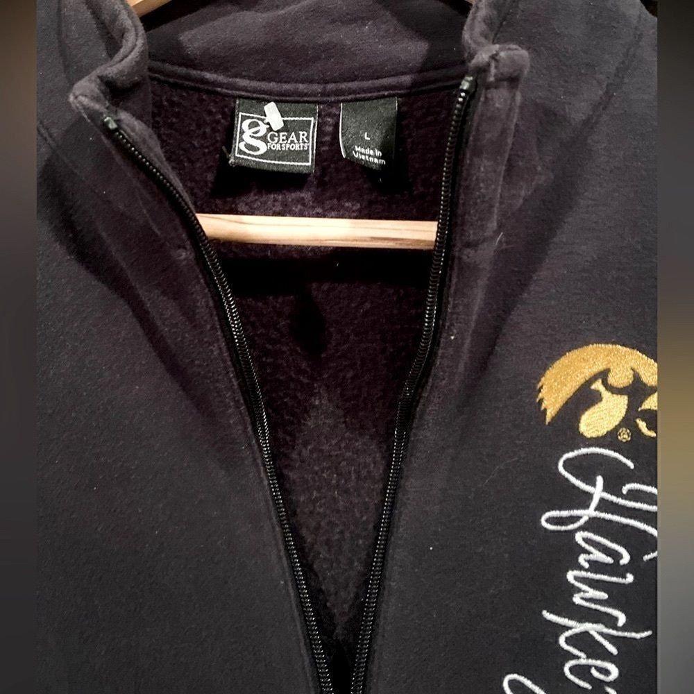 Iowa Hawkeyes Jacket Woman Size L Black Caitlin Clark Good Used Condition